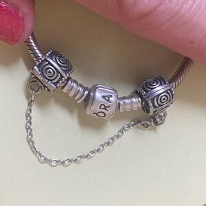 Pandora safety chain